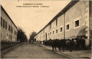 CPA Militaire Commercy - Grandes Ecuries du 6e Hussards (90930)