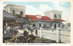 TRAIN DEPOT GUANTANAMO CUBA RAILROAD STATION POSTCARD (c. 1915)