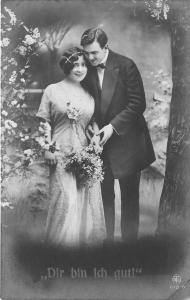 BG9200 couple flower dir bin ich gut   greetings germany