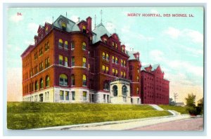 1909 Mercy Hospital Street View Des Moines Iowa IA Posted Antique Postcard