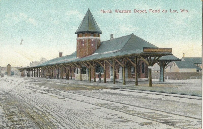 FOND DU LAC, Wisconsin, 1900-10s; North Western Railroad Train Station