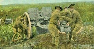 Postcard Getting Ready For Action  WW1.      S2