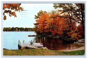 Vintage Rust Pond Wolfeboro, N.H. Postcard F114E