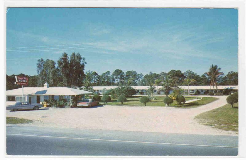 Sunset Plaza Motel US 41 Fort Myers Florida postcard