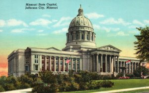 Vintage Postcard State Capitol Bldg. Renaissance Architecture Jefferson City MO