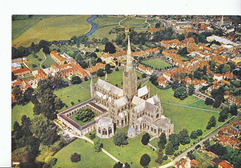 salisbury cathedral aerial view