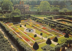 uk44870 hampton court palace middlesex uk