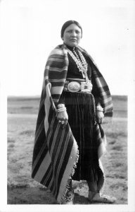 1920s Arizona New Mexico Pueblo Indian Woman Postcard RPPC 25-602