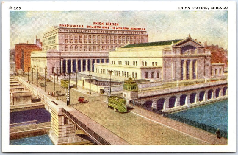 VINTAGE POSTCARD THE PASSENGER TERMINAL AT UNION STATION CHICAGO c. 1920s