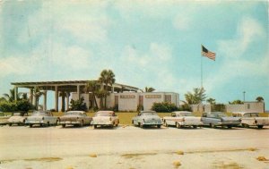 Florida Siesta Beach Sarasota Beach Pavilion autos Tropical Postcard 22-8141