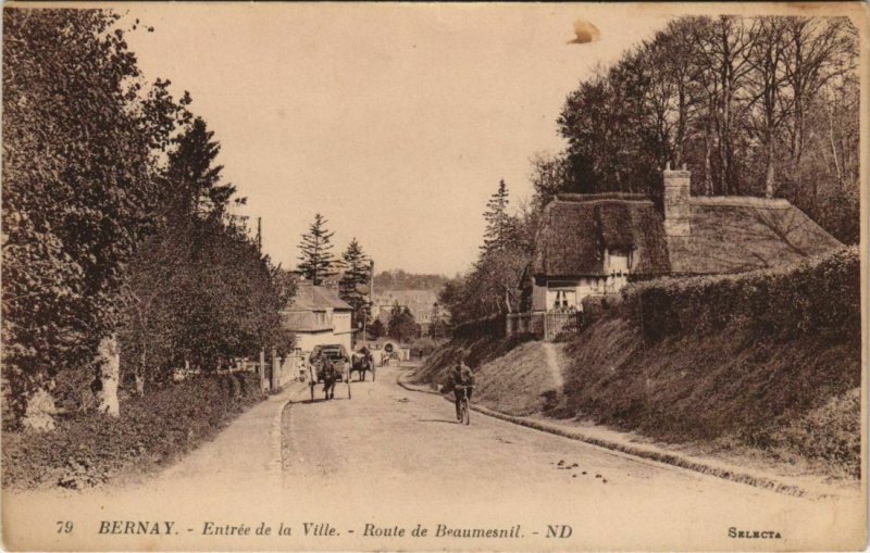 CPA BERNAY-Entrée de la Ville-Route de BEAUMESNIL (28747)