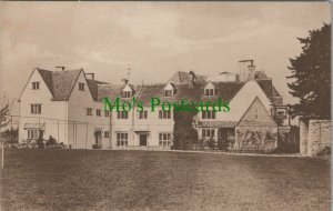 Gloucestershire Postcard - The Bear Inn, Rodborough Common, Nr Stroud RS28159