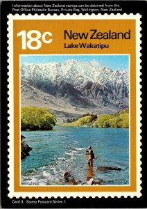 CONTINENTAL SIZE POSTCARD NEW ZEALAND POSTAL SERVICES 18c LAKE WAKATIPU