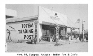 Congress, Arizona TOTEM TRADING POST Roadside Indian Arts 1940s Vintage Postcard