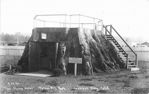 Crescent City California Stump Hotel 1940s Patterson #C94 Photo Postcard 6654