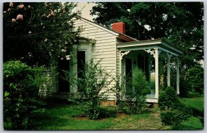 Vtg Tuscumbia Alabama AL Little House at Ivy Green Hellen Keller Postcard