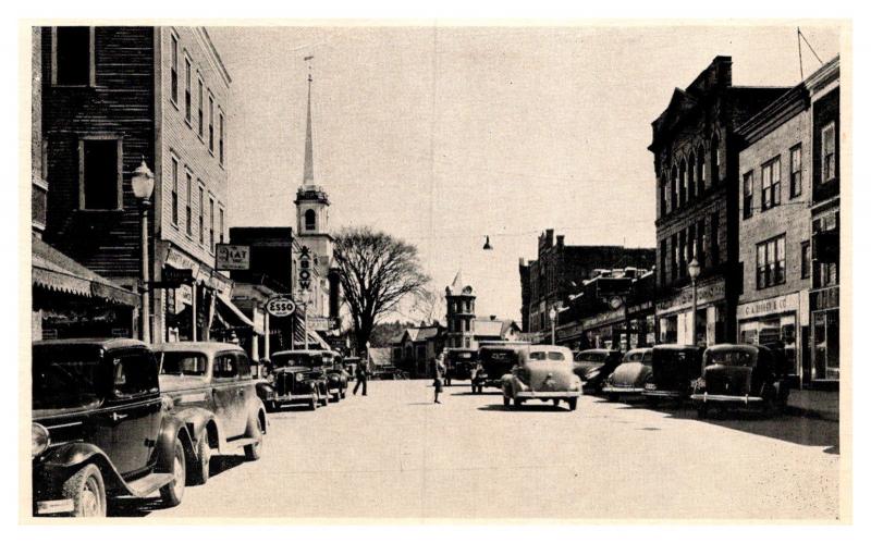 New Hampshire Littleton , Main Street Looking East, ESSO 