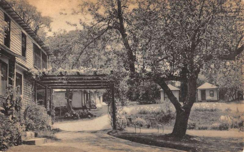 Lanesboro Massachusetts Maple Drive Cabins Street View Antique Postcard K64964