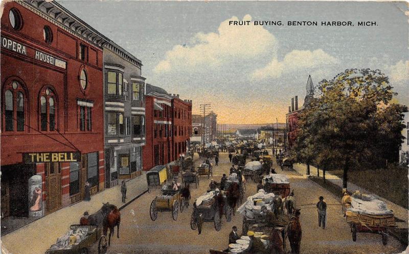 D76/ Benton Harbor Michigan Mi Postcard c1910 Fruit Buying Market Opera House 2