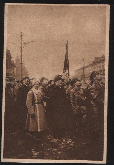 102062 LENIN on Red Square Vintage Mezhrabpom PC