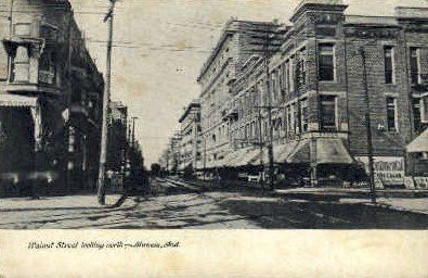 Walnut Street - Muncie, Indiana IN