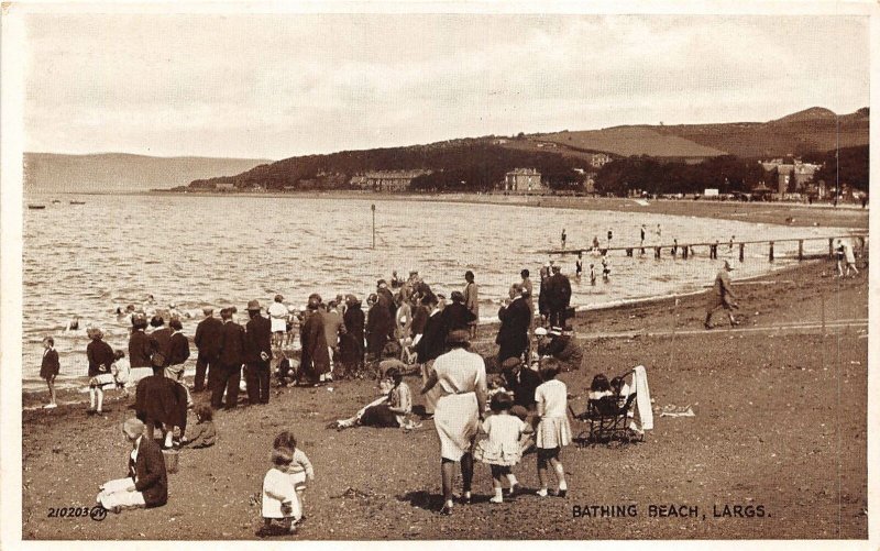 uk41588 bathing beach largs scotland uk