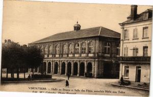 CPA VIMOUTIERS - Halle au Beurre et Salle des Fétes, autrefois Halle (195186)