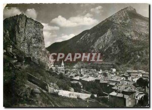 Postcard Modern Castellane General View A Left Roc overlooking the city