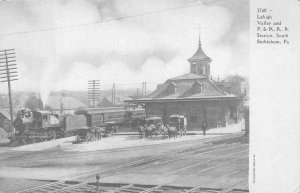 LEHIGH VALLEY  P. & R. TRAIN DEPOT SOUTH BETHLEHEM PENNSYLVANIA POSTCARD (1905)