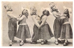 Dutch children  Girls Dancing