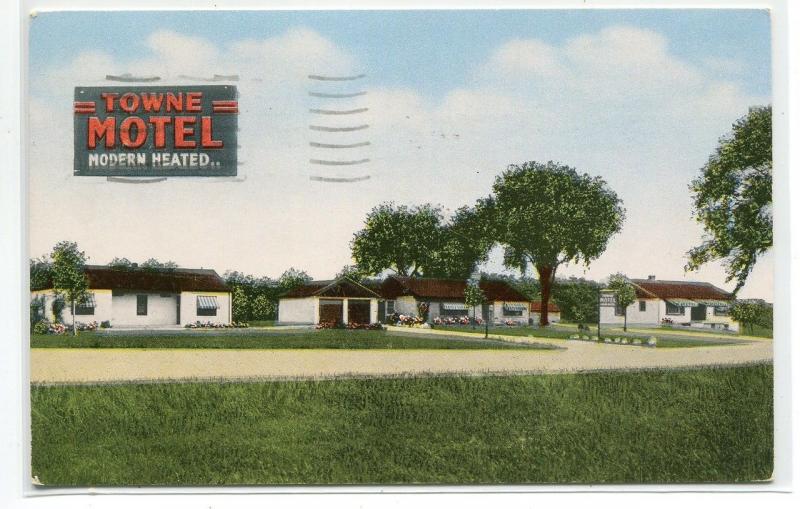 Towne Motel Highway 100 Milwaukee Wisconsin 1955 postcard