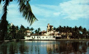 Vintage Everglades Club, Palm Beach, Fla. Postcard P174