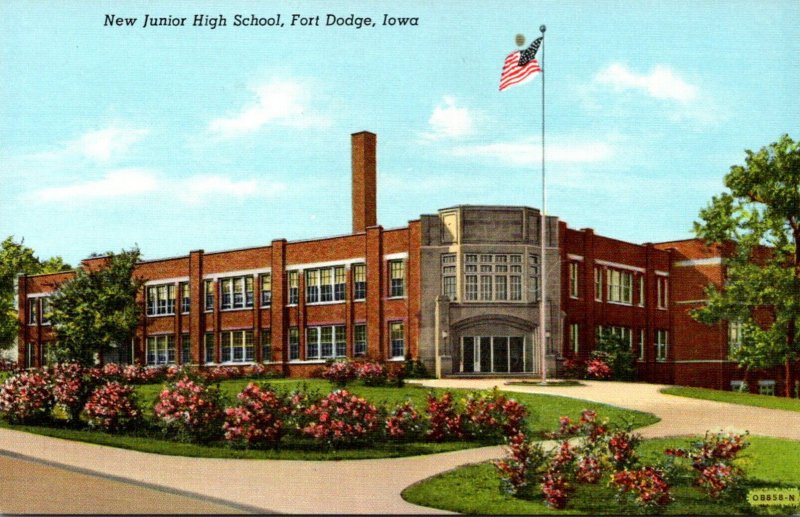 Iowa Fort Dodge New Junior High School Curteich