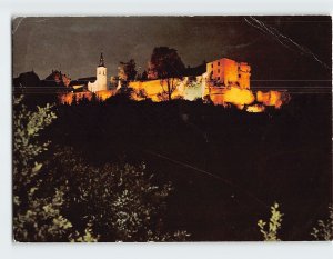 Postcard Château et murs de fortification illuminés, La Petite-Pierre, France