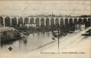 CPA Env. de LIMOGES - St-LÉONARD le Viaduc (122443)