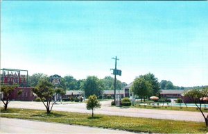 Columbia, TN Tennessee JULIAN MAYS MOTOR HOTEL Roadside Motel ca1950's Postcard