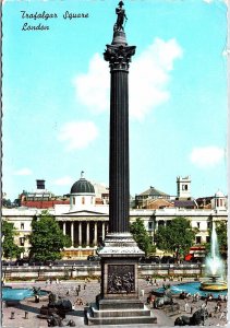 VINTAGE CONTINENTAL SIZE POSTCARD REAL PHOTO RPPC TRAFALGAR SQ LONDON 1964