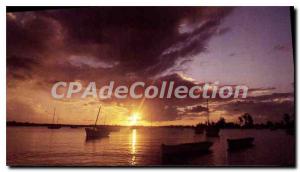 Postcard Modern Mauritius Mauritius Crepuscule has large bay