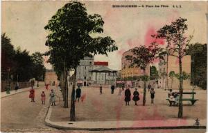 CPA BOIS-COLOMBES Place des Fetes (413616)