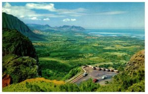 Nuuanu Pali in the path of trade winds Oahu Hawaii Postcard