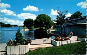 Postcard ON Stratford Juliette II Motorboat & Boat House Avon River 1970s K76