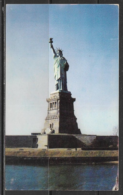 New York, New York - Statue Of Liberty - [NY-535]