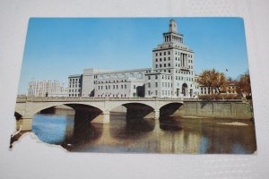 Memorial Coliseum Cedar Rapids Iowa Postcard Hurley's Supply Dexter Press 66760