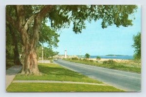 Highway 90 and Lighthouse Biloxi Mississippi MS UNP Chrome Postcard O2