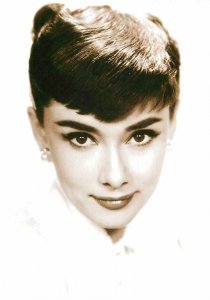 Audrey Hepburn in the 1950s Closeup Modern Postcard #2