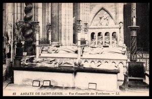 Vue d'Ensemble des Tombeaux,Abbaye de Saint-Denis,France BIN