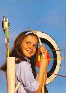 BF38377 girl  archer bow  sportif sports