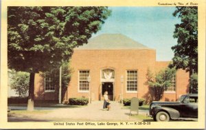 Postcard United States Post Office in Lake George, New York