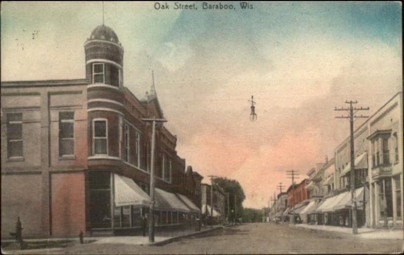 Baraboo WI Oak St. c1910 Postcard