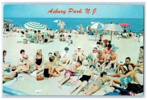 c1950's Bathers At Third Avenue Beach Crowd Asbury Park New Jersey NJ Postcard